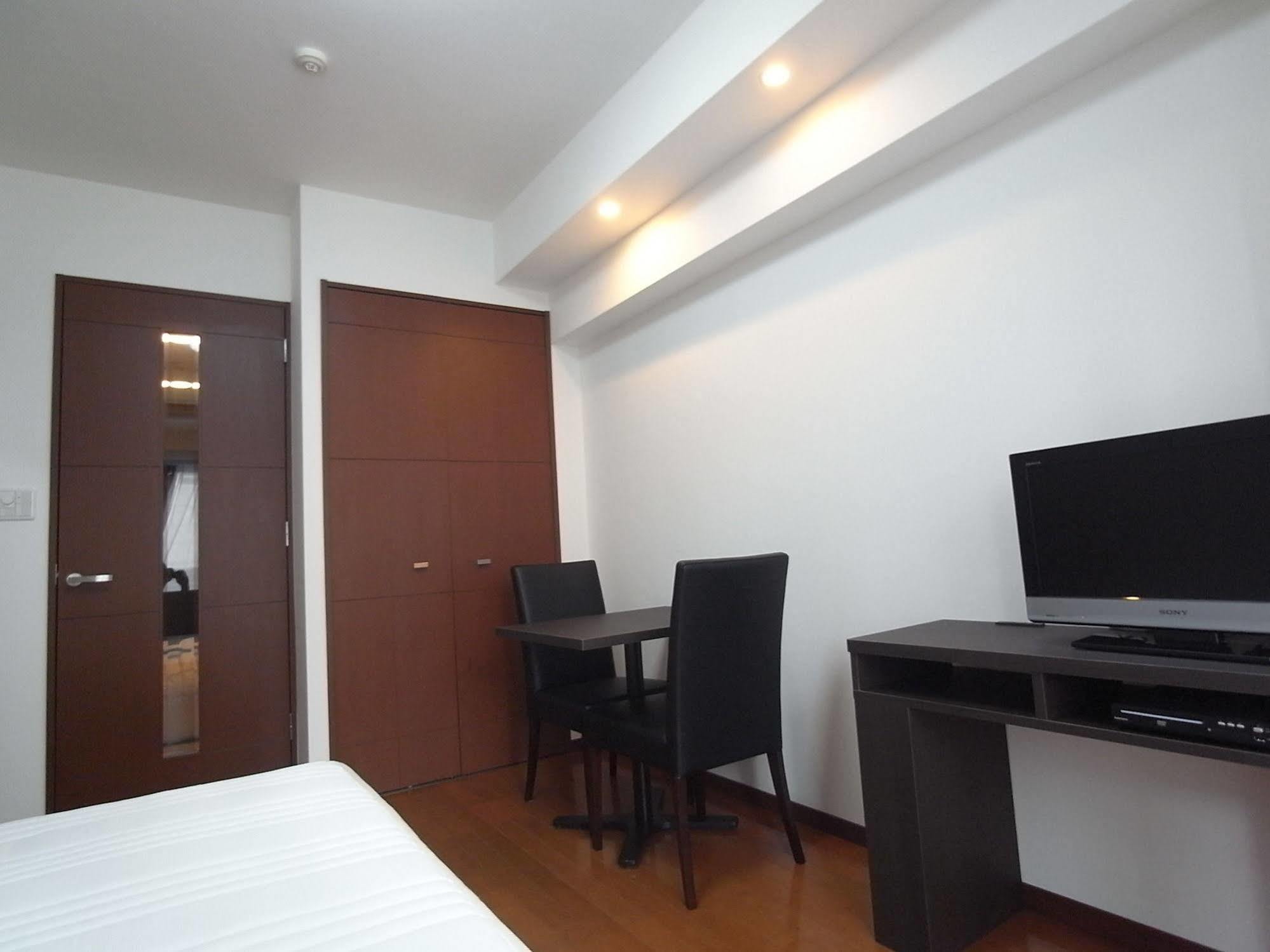 Palace Studio Shinjuku Tochomae Tokyo Dış mekan fotoğraf